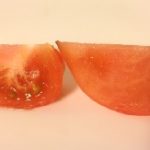 【トマトのゼリー状部分がこぼれない切り方とは？】