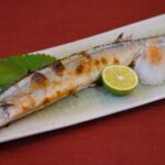 <span class="title">【粗塩と焼塩の2種類を、さんまにふるのはなぜ？】さんまの塩焼きのコツvol.3</span>